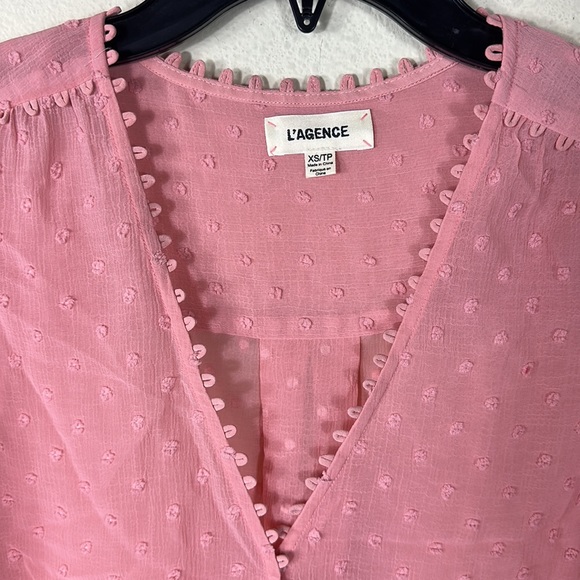 L’AGENCE Front Drape Shirt in Rosetan. Size XS - Picture 2 of 3